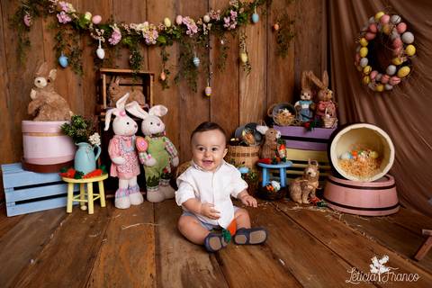 ensaio de páscoa em brasilia leticia franco fotografia df lago sul jardim botanico candy colors coelhos orelha de coelho acompanhamento bebe baby book primeiro ano milestones '