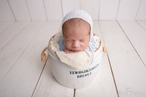 bebê recém nascido newborn brasilia fotografa fotografo fotógrafa brasília df distrito federal baby bebe reborn book melhor leticia franco letícia lua nova art arte foto wrap enrolado 
'