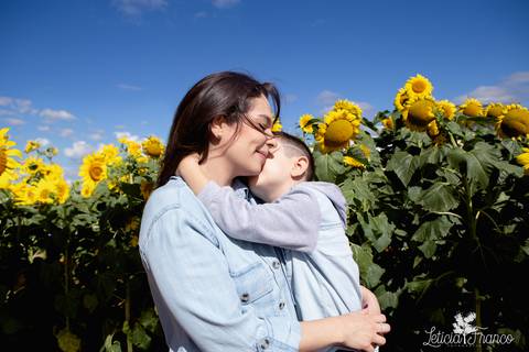 ensaio familia lugar dos sonhos brasilia fotografa fotografo fotógrafa brasília df distrito federal df distrito federal book melhor leticia franco letícia lua nova art arte foto girassois pad df paddf'