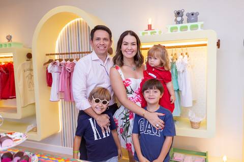 Fillipa infancia inauguração lago sul brasilia df'