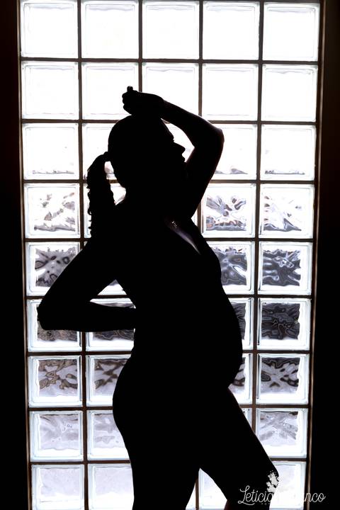 fotografia gestante grávida gestação acompanhamento gestacional registrado pela fotógrafa Letícia Leticia Franco em brasília brasilia df jardim botânico botanico
'