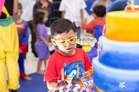 festa infantil 5 anos decoração brasilia df distrito federal book fotografo fotógrafa fotografa fotografia melhor leticia franco letícia lua nova art arte foto sonic azul'