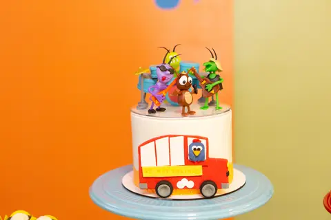 festa infantil 5 anos galinha pintadinha banda naftalinas cole guara df brasilia decoração fotografia infantil'