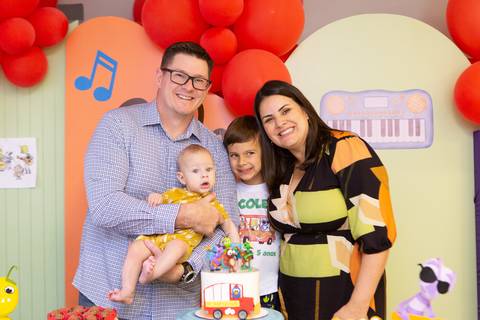 festa infantil 5 anos galinha pintadinha banda naftalinas cole guara df brasilia decoração fotografia infantil'