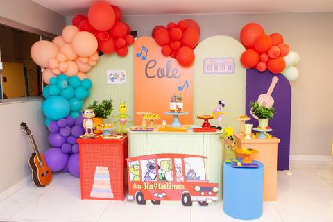 festa infantil 5 anos galinha pintadinha banda naftalinas cole guara df brasilia decoração fotografia infantil'