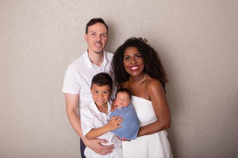 bebê recém nascido newborn brasilia fotografa fotografo fotógrafa brasília df distrito federal baby bebe reborn book melhor leticia franco letícia lua nova art arte foto wrap enrolado '