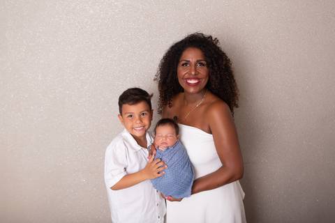 bebê recém nascido newborn brasilia fotografa fotografo fotógrafa brasília df distrito federal baby bebe reborn book melhor leticia franco letícia lua nova art arte foto wrap enrolado '