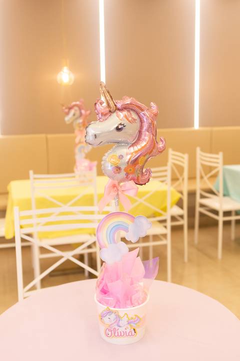 festa infantil 05 5 anos decoração de unicornio arco iris brasilia df distrito federal book fotografo fotógrafa fotografa fotografia melhor leticia franco letícia lua nova art arte foto centro de mesa'