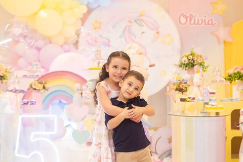festa infantil 05 5 anos decoração de unicornio arco iris brasilia df distrito federal book fotografo fotógrafa fotografa fotografia melhor leticia franco letícia lua nova art arte foto'
