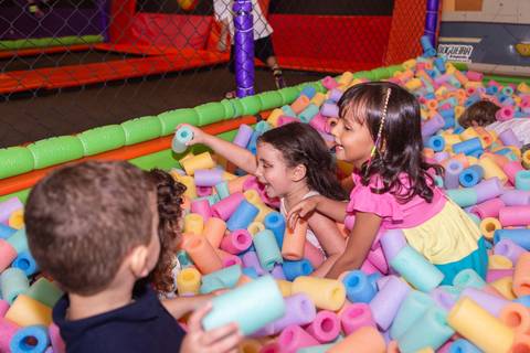 festa infantil 05 5 anos decoração de unicornio arco iris brasilia df distrito federal book fotografo fotógrafa fotografa fotografia melhor leticia franco letícia lua nova art arte foto'