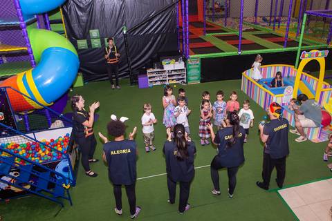 festa infantil 05 5 anos decoração de unicornio arco iris brasilia df distrito federal book fotografo fotógrafa fotografa fotografia melhor leticia franco letícia lua nova art arte foto'