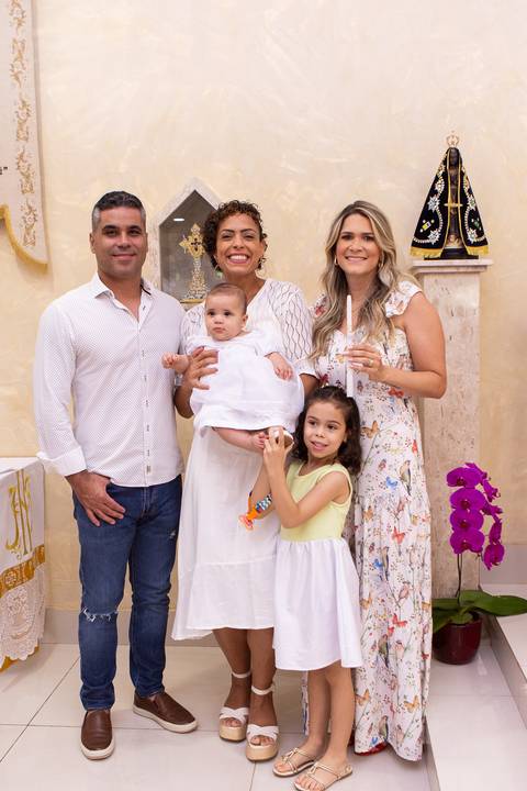 batizado brasilia df paroquia sao joão paulo ii águas claras batismo benção irmãos bebe criança distrito federal book fotografo fotografa fotografia leticia franco'