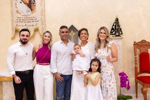 batizado brasilia df paroquia sao joão paulo ii águas claras batismo benção irmãos bebe criança distrito federal book fotografo fotografa fotografia leticia franco'