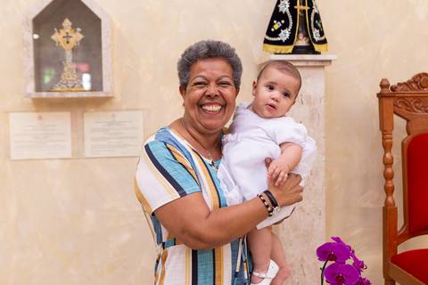 batizado brasilia df paroquia sao joão paulo ii águas claras batismo benção irmãos bebe criança distrito federal book fotografo fotografa fotografia leticia franco'