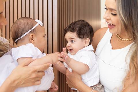 batizado brasilia df paroquia sao joão paulo ii águas claras batismo benção irmãos bebe criança distrito federal book fotografo fotografa fotografia leticia franco decoração recepção bolo doces'