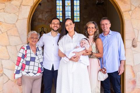batizado brasilia df paroquia sao joão paulo ii águas claras batismo benção irmãos bebe criança distrito federal book fotografo fotografa fotografia leticia franco decoração recepção bolo doces'