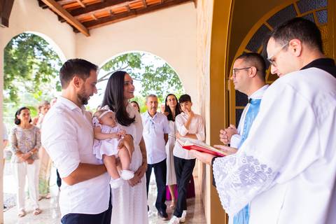 batizado brasilia df paroquia sao joão paulo ii águas claras batismo benção irmãos bebe criança distrito federal book fotografo fotografa fotografia leticia franco decoração recepção bolo doces'