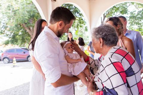 batizado brasilia df paroquia sao joão paulo ii águas claras batismo benção irmãos bebe criança distrito federal book fotografo fotografa fotografia leticia franco decoração recepção bolo doces'