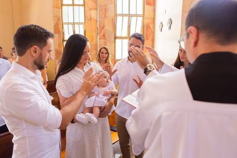 batizado brasilia df paroquia sao joão paulo ii águas claras batismo benção irmãos bebe criança distrito federal book fotografo fotografa fotografia leticia franco decoração recepção bolo doces'
