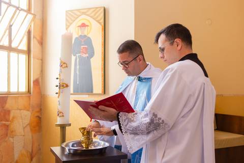 batizado brasilia df paroquia sao joão paulo ii águas claras batismo benção irmãos bebe criança distrito federal book fotografo fotografa fotografia leticia franco decoração recepção bolo doces'