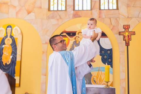 batizado brasilia df paroquia sao joão paulo ii águas claras batismo benção irmãos bebe criança distrito federal book fotografo fotografa fotografia leticia franco decoração recepção bolo doces'