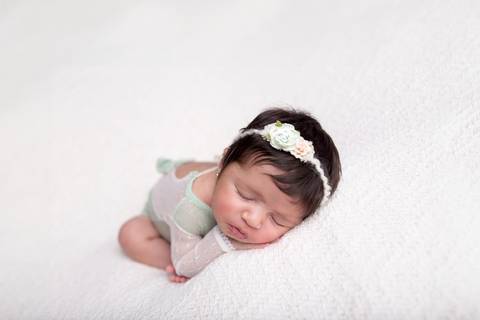 bebê recém nascido newborn brasilia fotografa fotografo fotógrafa brasília df distrito federal baby bebe reborn book melhor leticia franco letícia lifestyle '