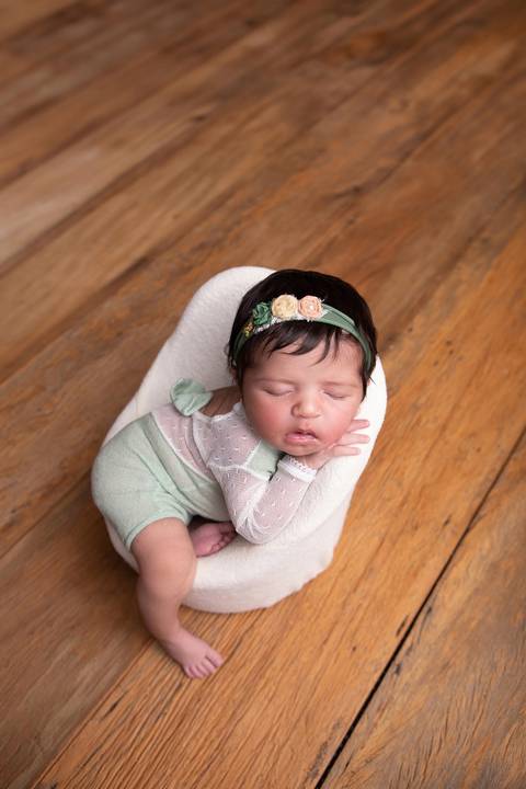 bebê recém nascido newborn brasilia fotografa fotografo fotógrafa brasília df distrito federal baby bebe reborn book melhor leticia franco letícia lifestyle '