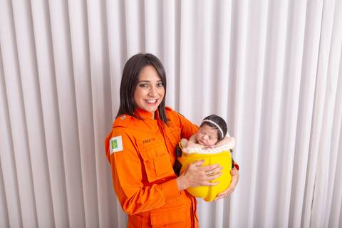 bebê recém nascido newborn brasilia fotografa fotografo fotógrafa brasília df distrito federal baby bebe reborn book melhor leticia franco letícia lifestyle'