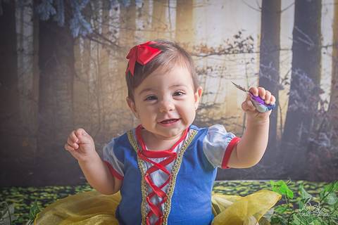 bebe acompanhamento sorrindo 9 meses branca de neve brasília bebe com passarinho sorrindo brasília brasília'
