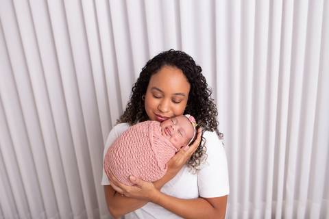 bebê recém nascido newborn brasilia fotografa fotografo fotógrafa brasília df distrito federal baby bebe reborn book melhor leticia franco letícia lifestyle'