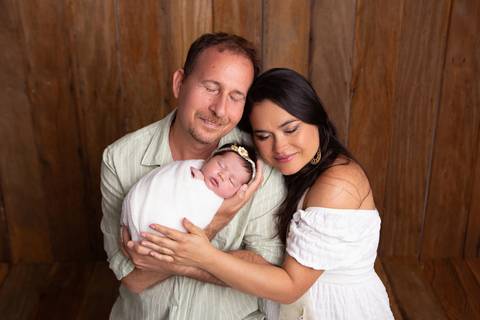 bebê recém nascido newborn brasilia fotografa fotografo fotógrafa brasília df distrito federal baby bebe reborn book melhor leticia franco letícia lifestyle
'