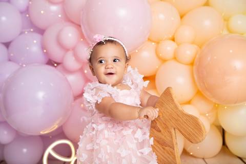 baby bebe brasília brasilia df distrito federal book fotografo fotógrafa fotografa acompanhamento fotografia 12 meses trimestral 1 ano melhor leticia franco letícia smash the cake ensaio com bolo esmagando splash candy colors'