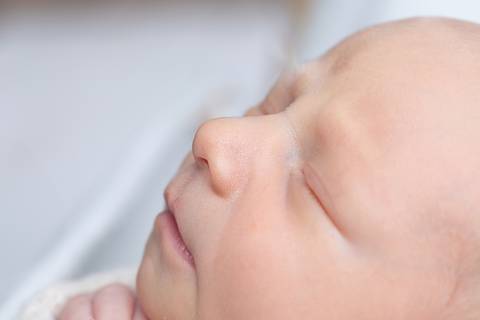 bebê recém nascido newborn brasilia fotografa fotografo fotógrafa brasília df distrito federal baby bebe reborn book melhor leticia franco letícia lifestyle
'