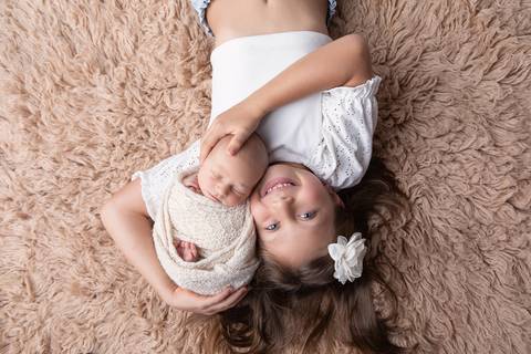 bebê recém nascido newborn brasilia fotografa fotografo fotógrafa brasília df distrito federal baby bebe reborn book melhor leticia franco letícia lifestyle
'