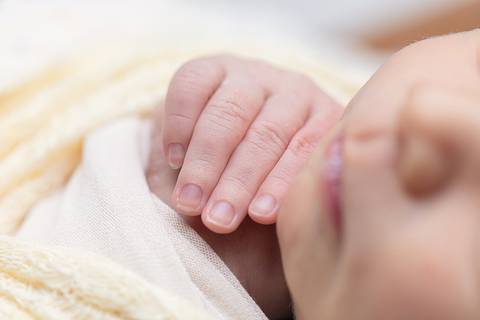 bebê recém nascido newborn brasilia fotografa fotografo fotógrafa brasília df distrito federal baby bebe reborn book melhor leticia franco letícia lifestyle
'