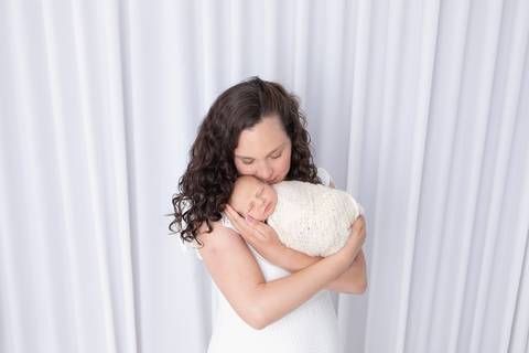 bebê recém nascido newborn brasilia fotografa fotografo fotógrafa brasília df distrito federal baby bebe reborn book melhor leticia franco letícia lifestyle
'