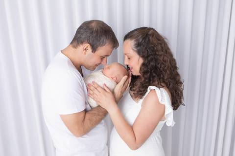 bebê recém nascido newborn brasilia fotografa fotografo fotógrafa brasília df distrito federal baby bebe reborn book melhor leticia franco letícia lifestyle
'