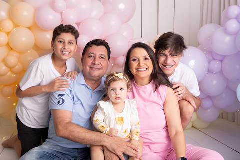baby bebe brasília brasilia df distrito federal book fotografo fotógrafa fotografa acompanhamento fotografia 12 meses trimestral 1 ano melhor leticia franco letícia smash the cake ensaio com bolo esmagando splash candy colors'