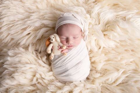 bebê recém nascido newborn brasilia fotografa fotografo fotógrafa brasília df distrito federal baby bebe reborn book melhor leticia franco letícia lifestyle
'