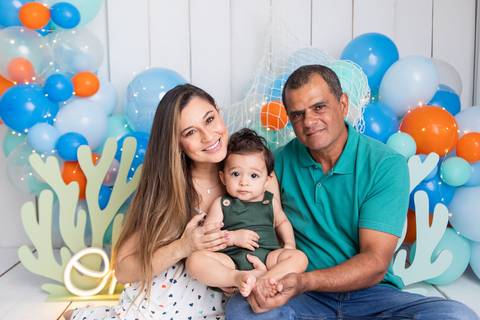 acompanhamento fotografia 12 meses trimestral 1 ano melhor leticia franco letícia smash the cake ensaio com bolo esmagando splash mundo bita fundo do mar'