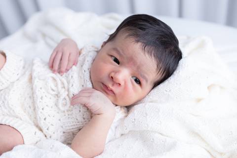 bebê recém nascido newborn brasilia fotografa fotografo fotógrafa brasília df distrito federal baby bebe reborn book melhor leticia franco letícia lifestyle
'