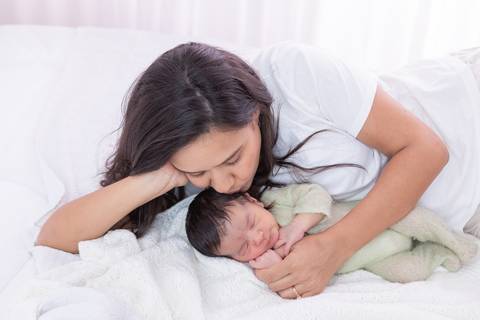 bebê recém nascido newborn brasilia fotografa fotografo fotógrafa brasília df distrito federal baby bebe reborn book melhor leticia franco letícia lifestyle
'