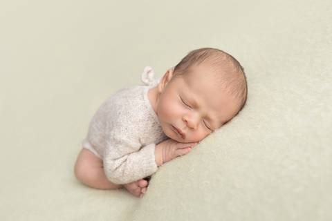 bebê recém nascido newborn brasilia fotografa fotografo fotógrafa brasília df distrito federal baby bebe reborn book melhor leticia franco letícia lifestyle
'