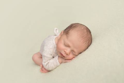 bebê recém nascido newborn brasilia fotografa fotografo fotógrafa brasília df distrito federal baby bebe reborn book melhor leticia franco letícia lifestyle
'