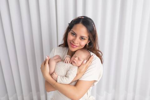 bebê recém nascido newborn brasilia fotografa fotografo fotógrafa brasília df distrito federal baby bebe reborn book melhor leticia franco letícia lifestyle
'