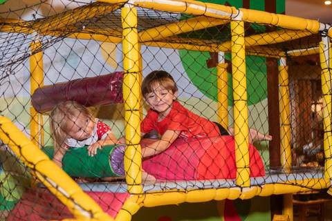 festa infantil 02 anos decoração brasilia df distrito federal book fotografo fotógrafa fotografa fotografia melhor leticia franco letícia galinha pintadinha menina maedoteca picnic'