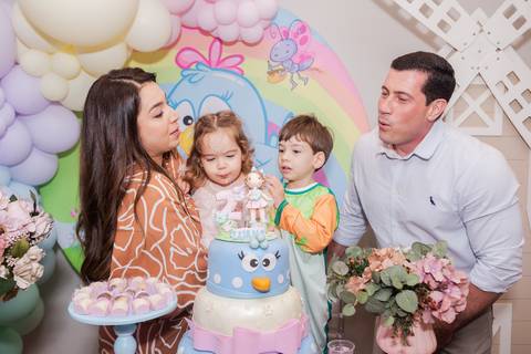 festa infantil 02 anos decoração brasilia df distrito federal book fotografo fotógrafa fotografa fotografia melhor leticia franco letícia galinha pintadinha menina maedoteca picnic'