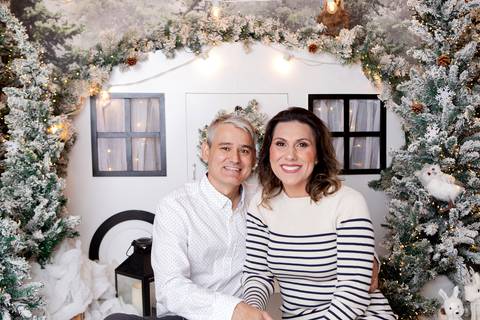 ensaio de natal bebê touca de papai noel brasilia df registrado pela fotógrafa letícia franco papai noel arvore guirlanda pijama carter's carters  trailer neve
'