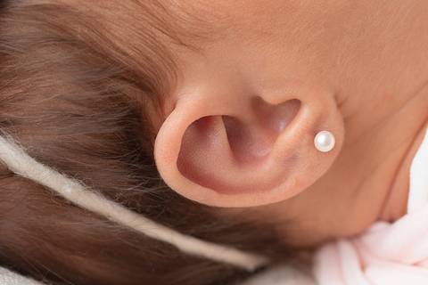 bebê recém nascido newborn brasilia fotografa fotografo fotógrafa brasília df distrito federal baby bebe reborn book melhor leticia franco letícia  wrap enrolado 
'