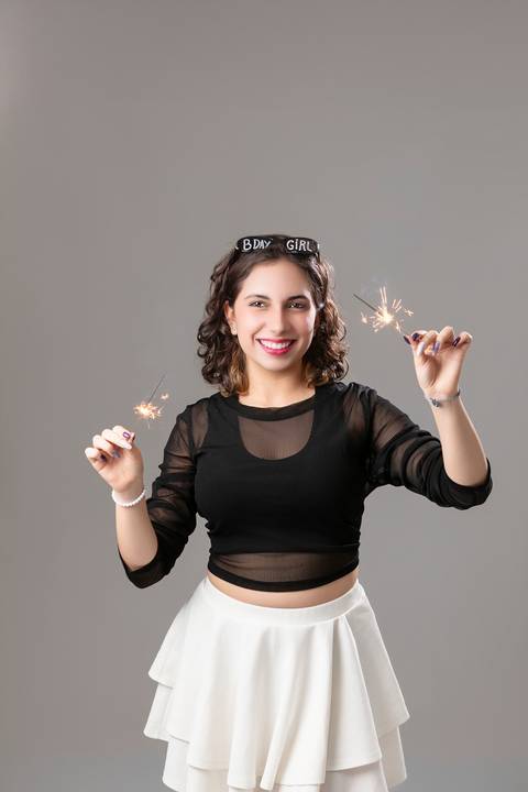 ensaio feminio teen brasilia fotografa fotografo fotógrafa brasília df distrito federal df distrito federal book melhor leticia franco letícia oculos bday girl birthday vela que  solta faisca'